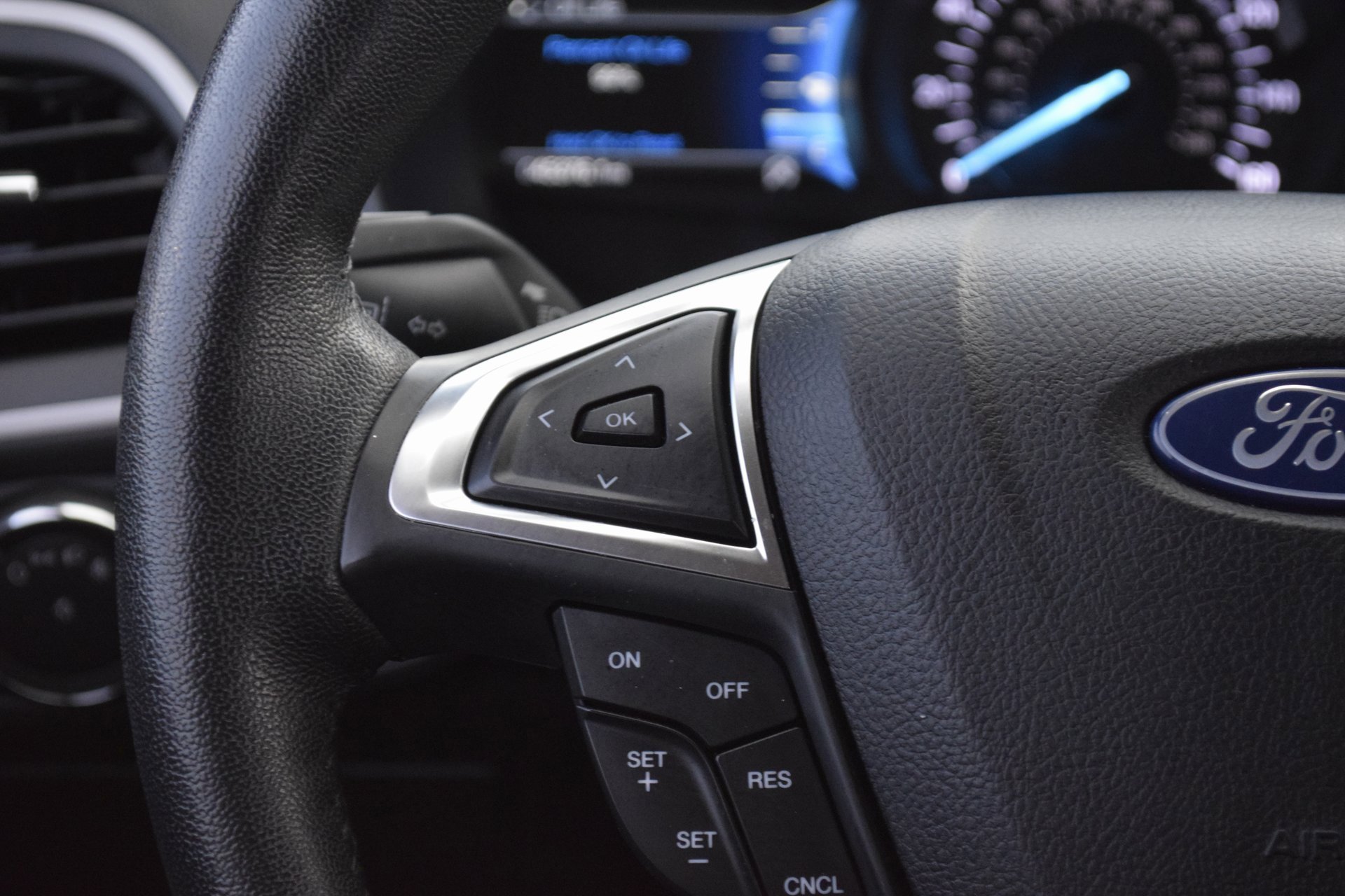 Certified 2022 Ford Edge SEL w/ Convenience Package image 12