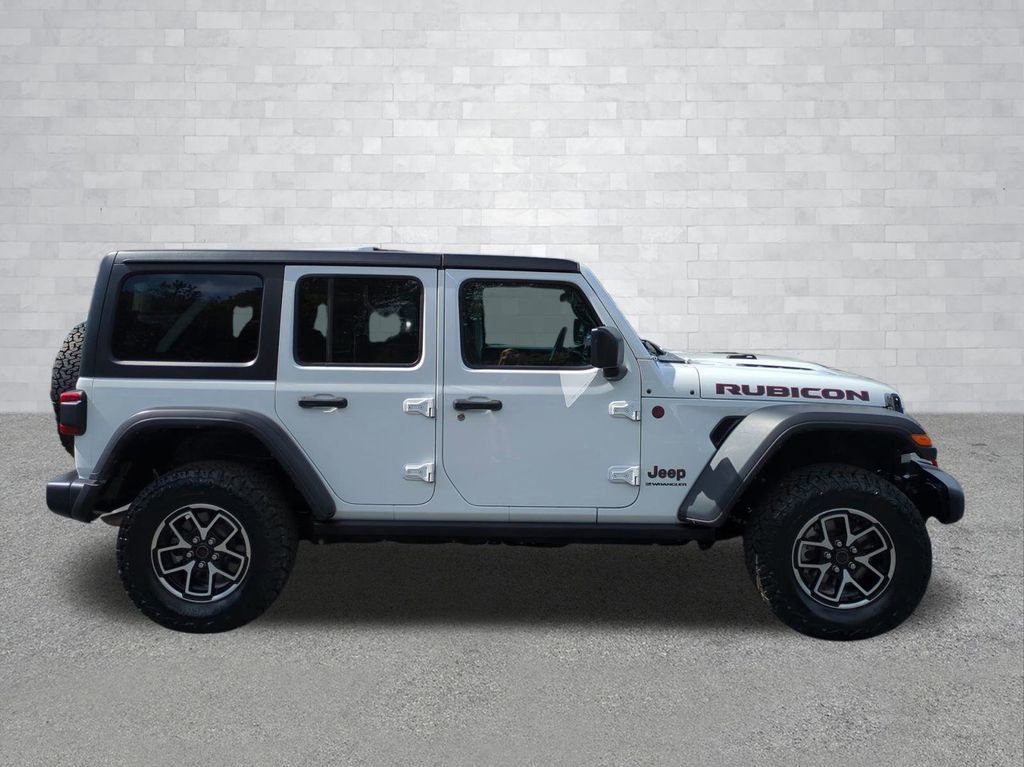 Used 2024 Jeep Wrangler Unlimited Rubicon image 6