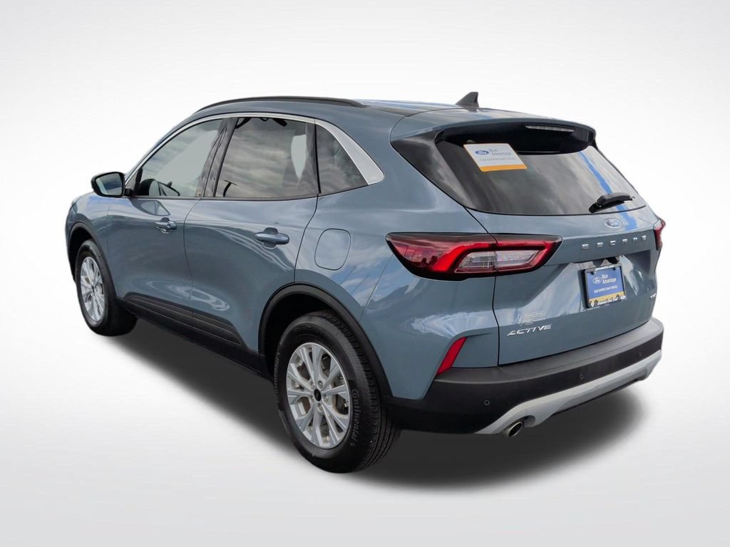 Certified 2023 Ford Escape Active w/ Tech Pack #1 AWD/4WD image 5