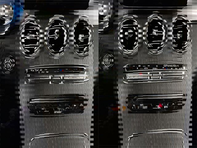 Used 2022 Mercedes-Benz GLC 300 4MATIC image 11