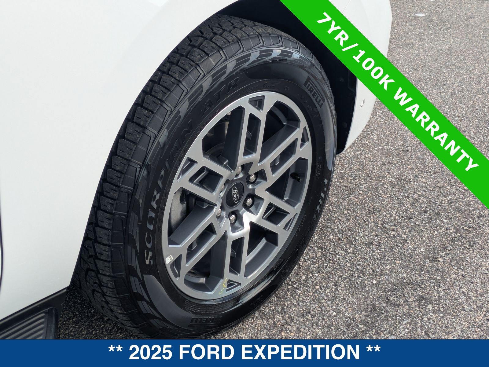 Certified 2025 Ford Expedition Active AWD/4WD image 13