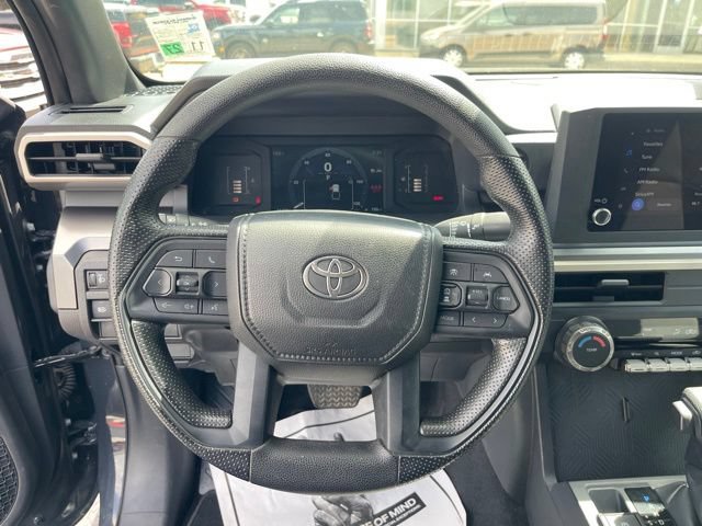 Used 2025 Toyota Tacoma SR5 AWD/4WD image 24