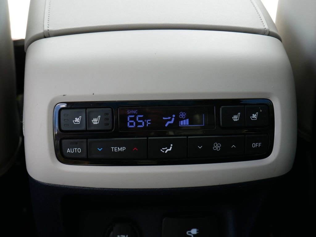 Used 2022 Hyundai Palisade Limited AWD/4WD image 14