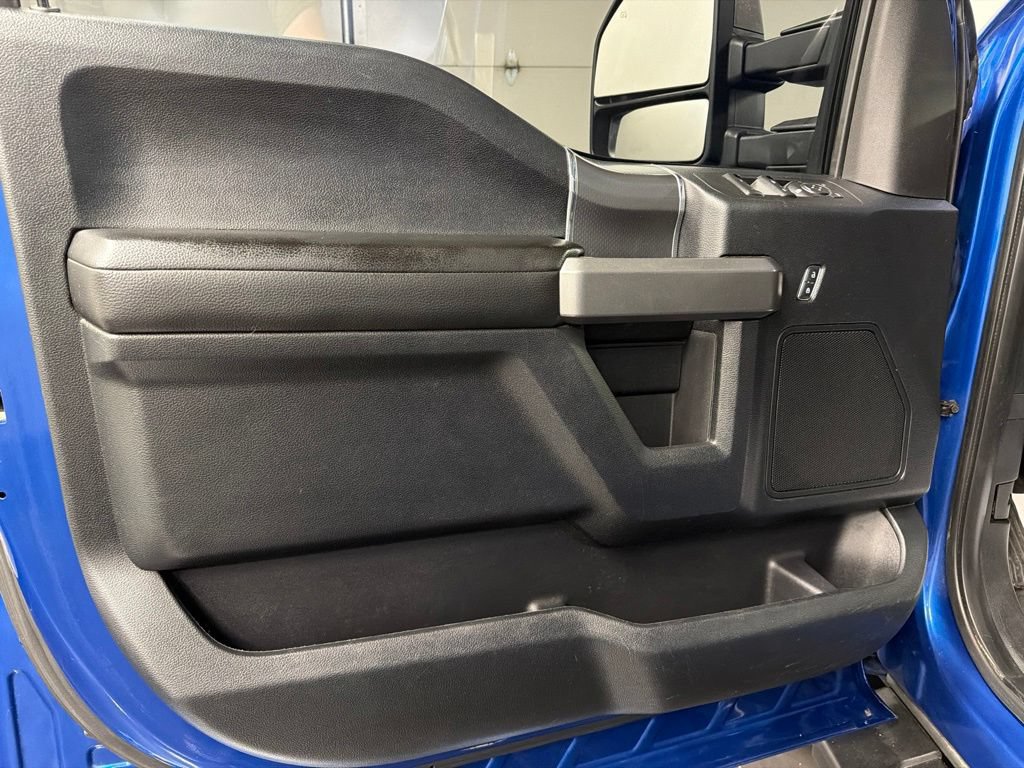 Certified 2017 Ford F150 XLT w/ Equipment Group 302A Luxury AWD/4WD image 32