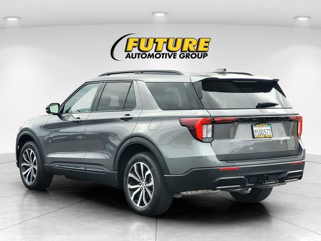 Certified 2025 Ford Explorer ST-Line AWD/4WD image 6