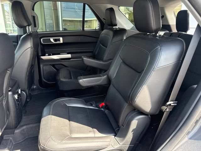 Certified 2023 Ford Explorer XLT w/ Equipment Group 202A AWD/4WD image 41