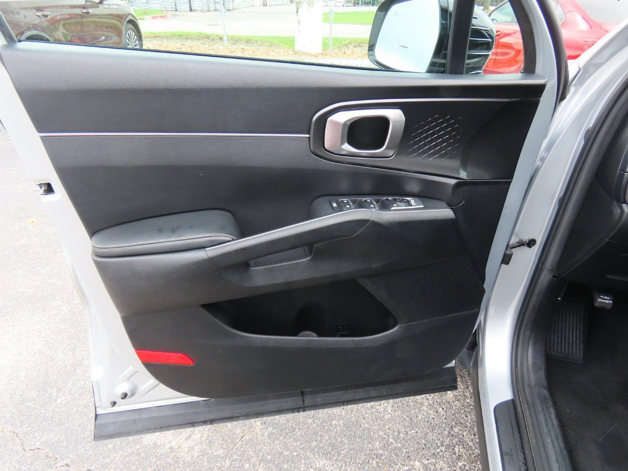 Used 2021 Kia Sorento S image 24