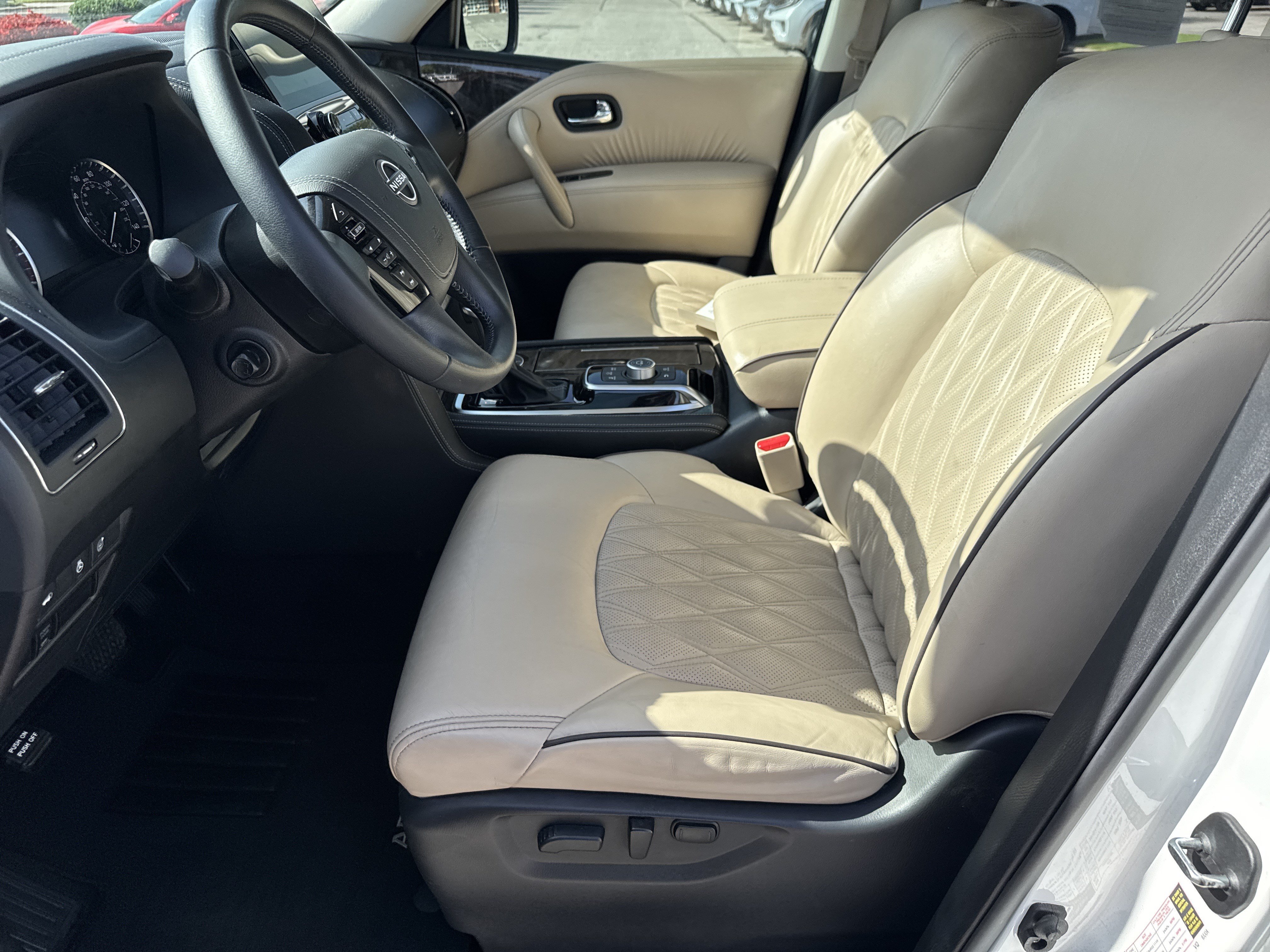 Used 2023 Nissan Armada Platinum w/ Captain's Chairs Package RWD image 10
