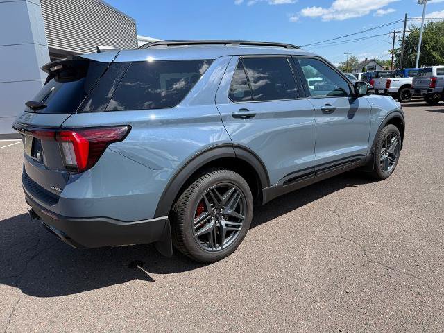 Certified 2025 Ford Explorer ST-Line w/ Premium Package AWD/4WD image 8