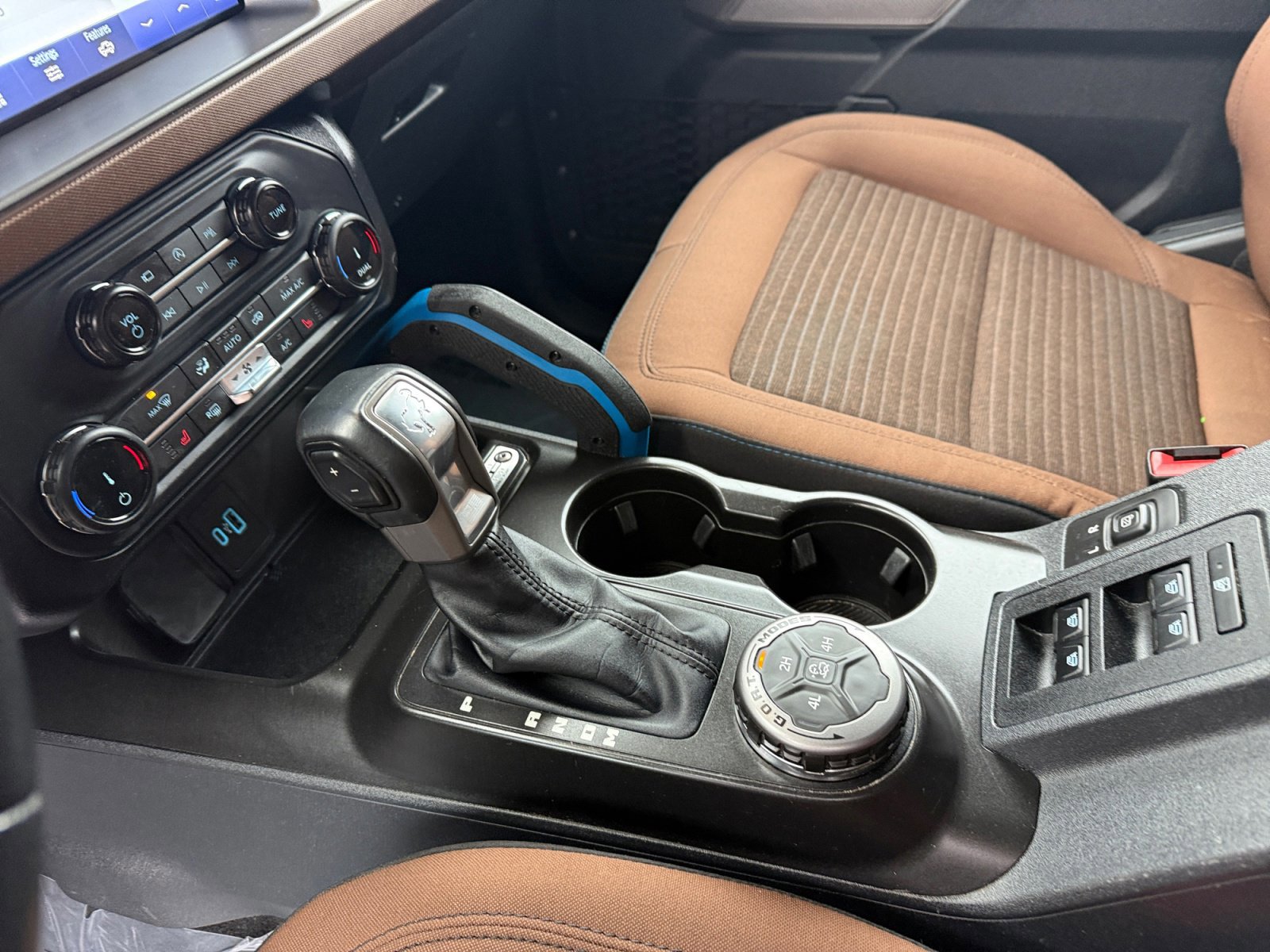 Certified 2022 Ford Bronco Outer Banks image 13