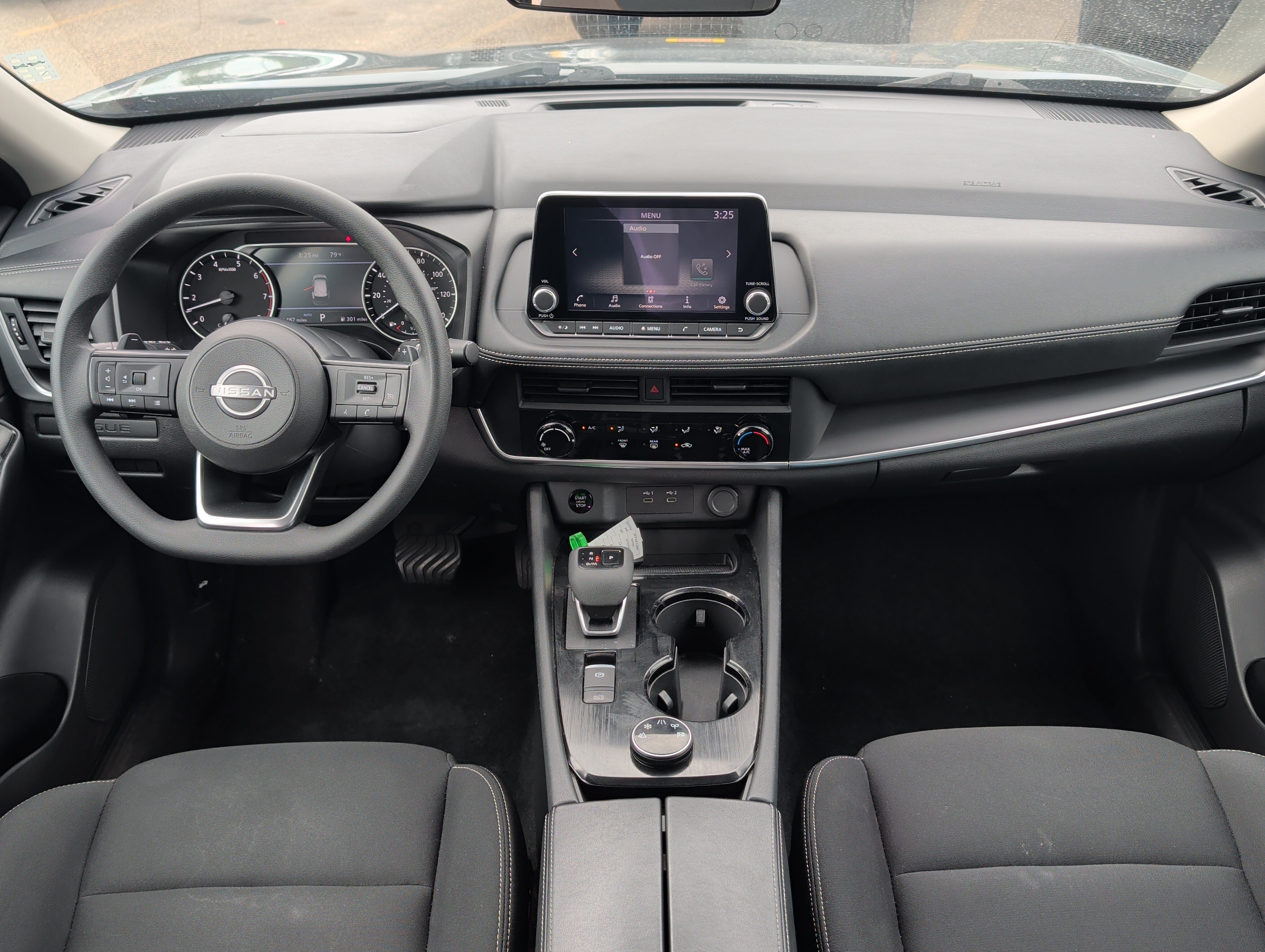 Used 2024 Nissan Rogue S AWD/4WD image 10