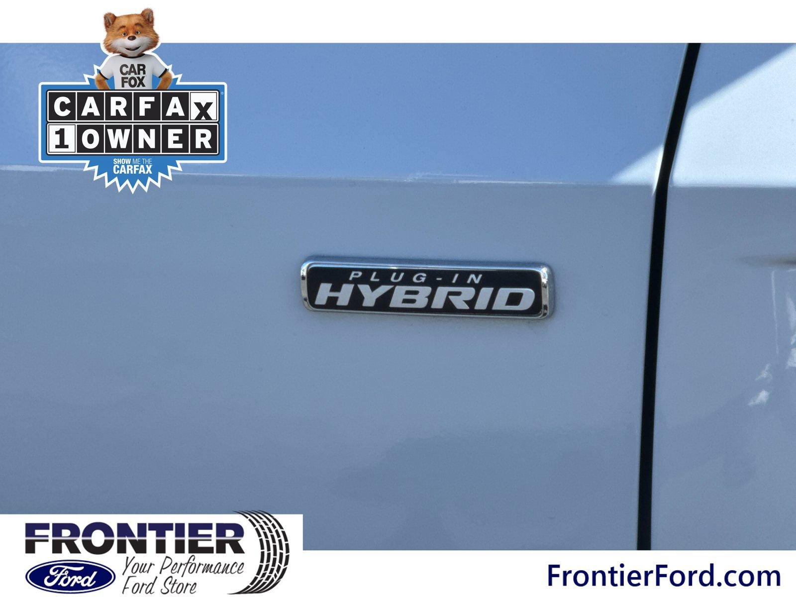 Certified 2025 Ford Escape SE w/ PHEV Premium Package FWD image 28