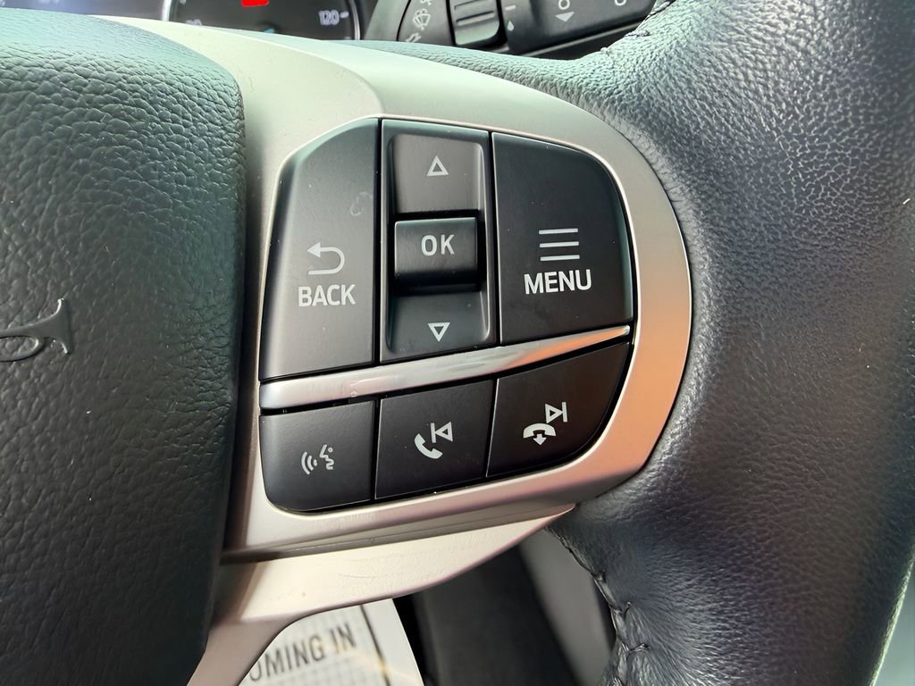 Certified 2023 Ford Explorer XLT RWD image 28