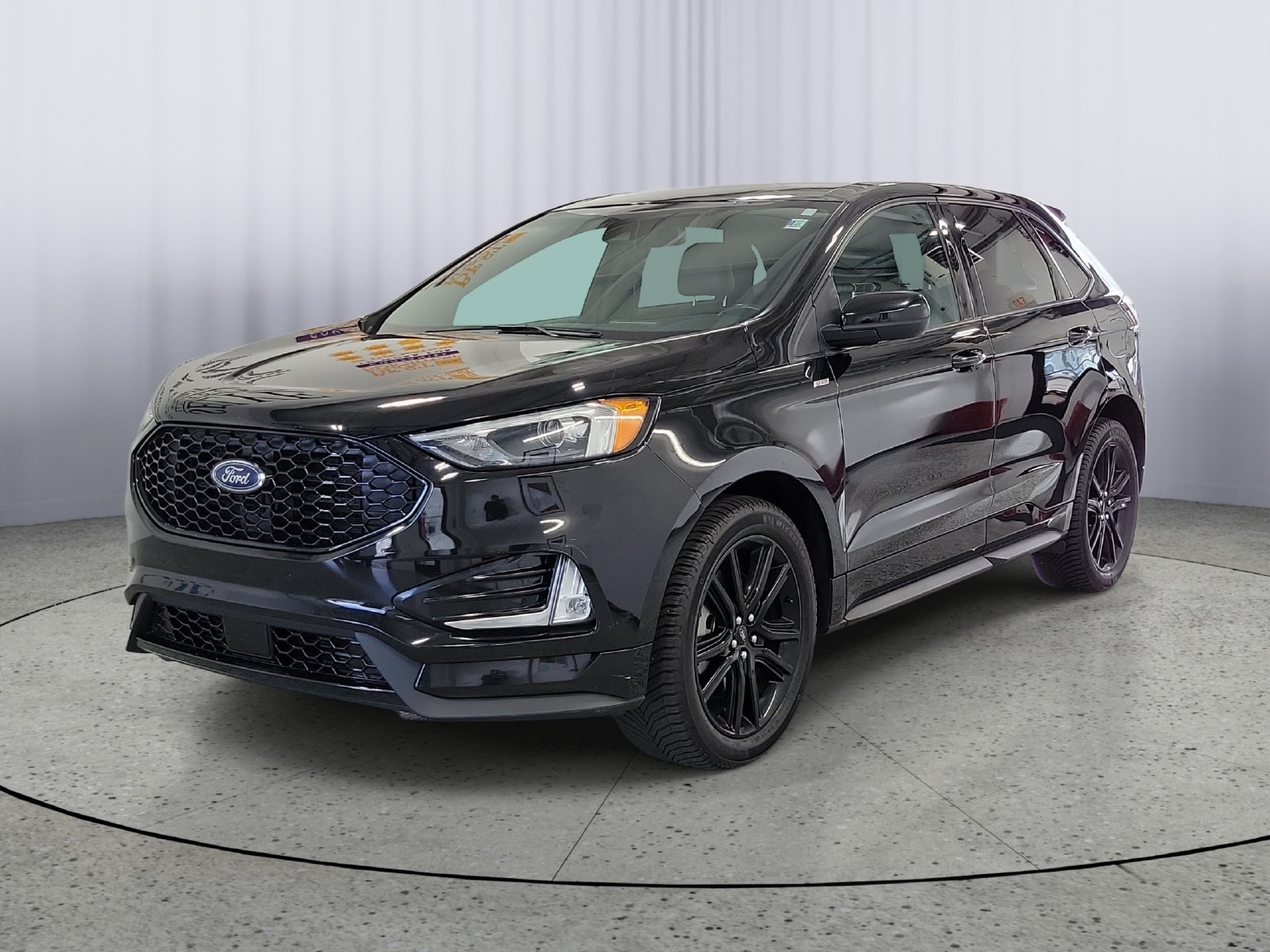 Certified 2021 Ford Edge ST-Line AWD/4WD image 4