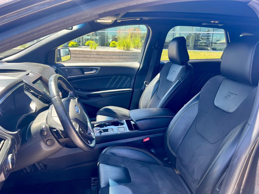 Certified 2020 Ford Edge ST w/ Equipment Group 401A AWD/4WD image 10
