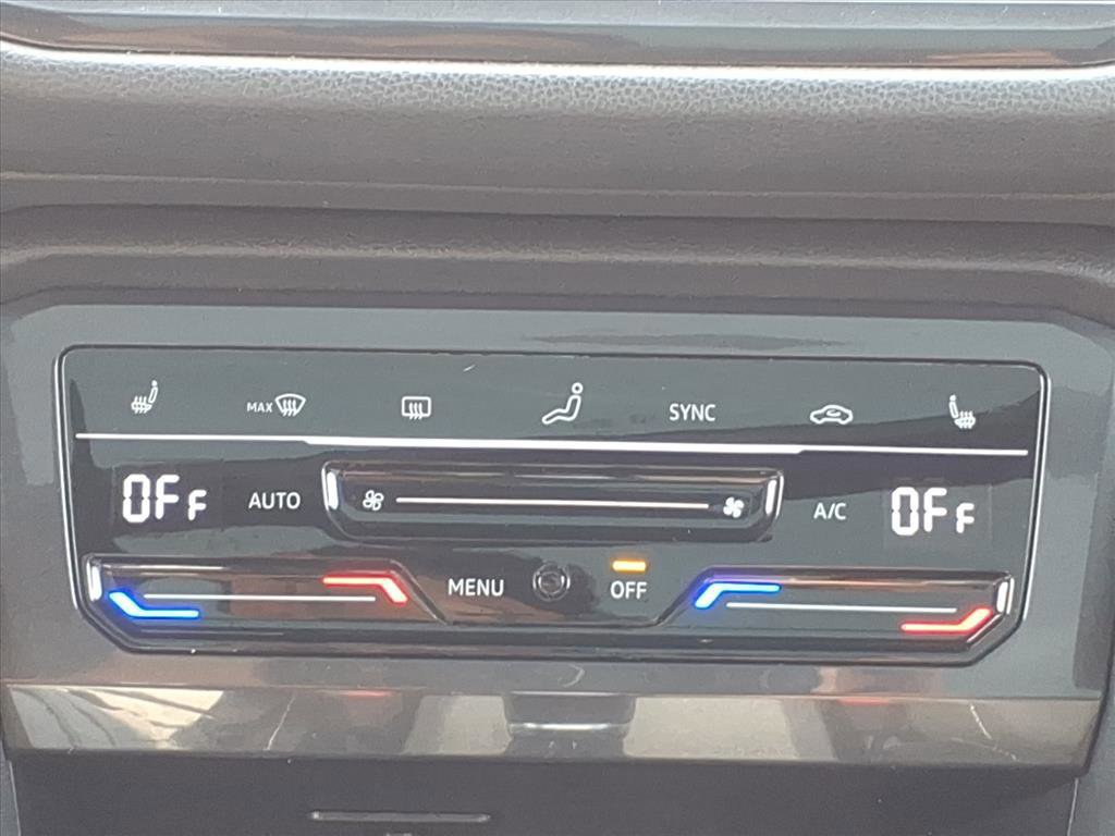 Used 2024 Volkswagen Tiguan SE R-Line image 27