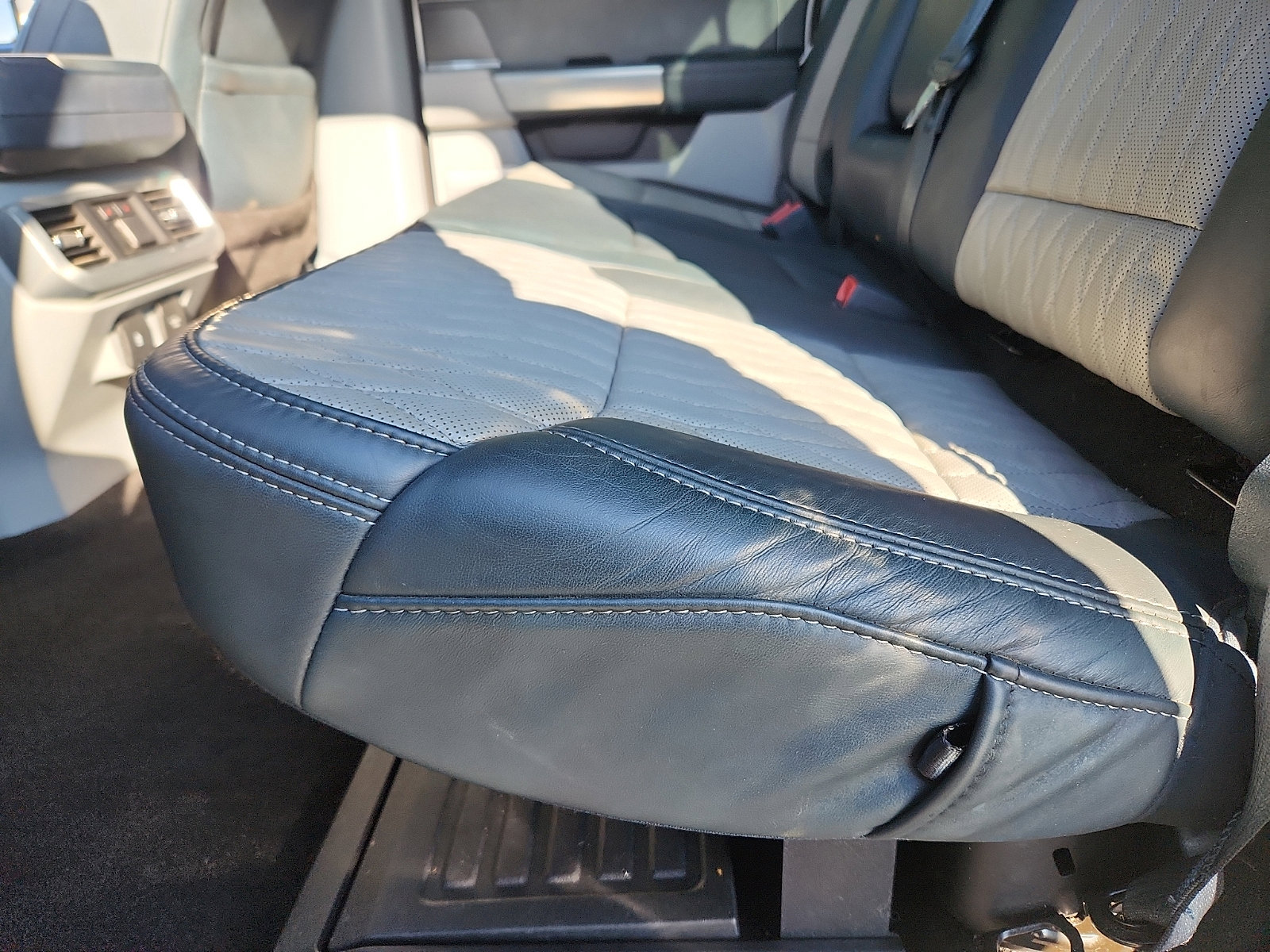 Certified 2022 Ford F150 Limited image 27