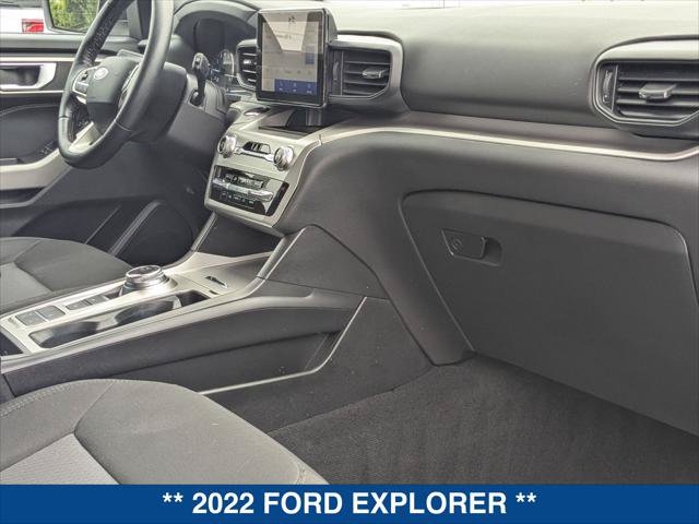 Certified 2022 Ford Explorer XLT RWD image 23