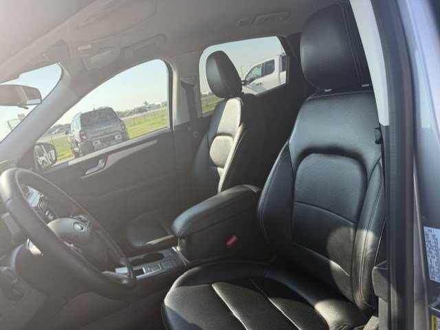 Certified 2022 Ford Escape SEL AWD/4WD image 13