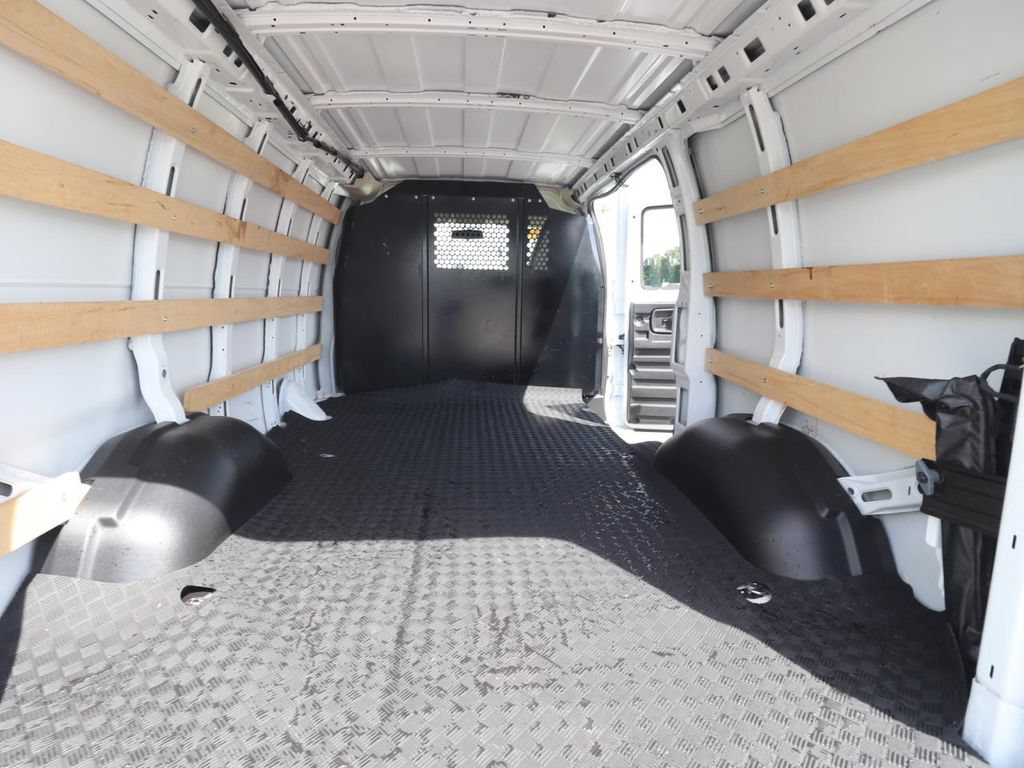Used 2025 Chevrolet Express 2500 w/ Driver Convenience Package RWD image 14