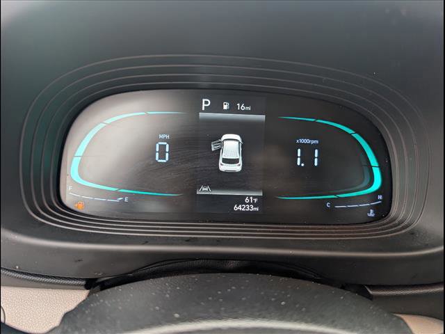 Used 2023 Hyundai Venue SEL image 15