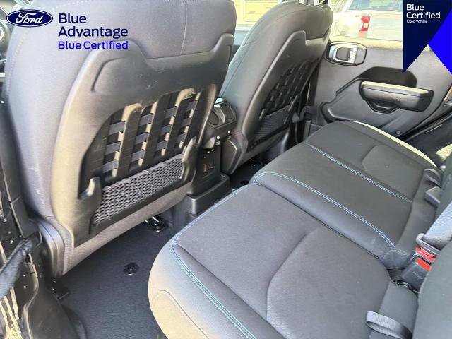 Used 2023 Jeep Wrangler Unlimited Rubicon 4xe w/ Cold Weather Group AWD/4WD image 13