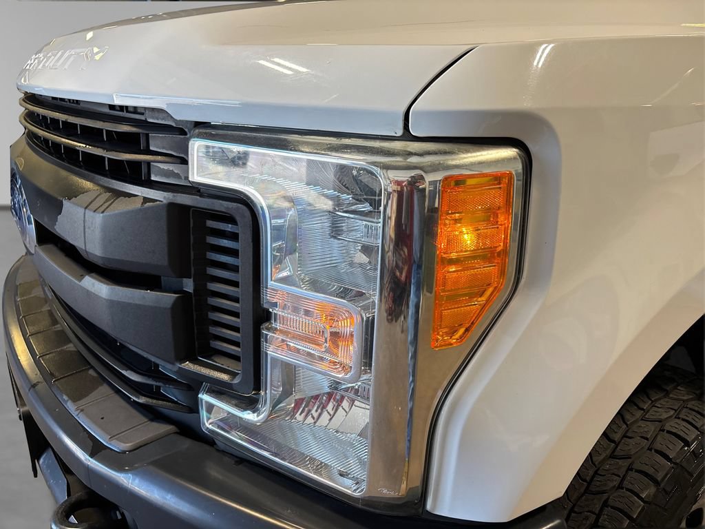 Certified 2017 Ford F250 XL w/ Power Equipment Group AWD/4WD image 20