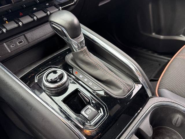 Used 2024 GMC Canyon AT4 w/ Technology Package image 28