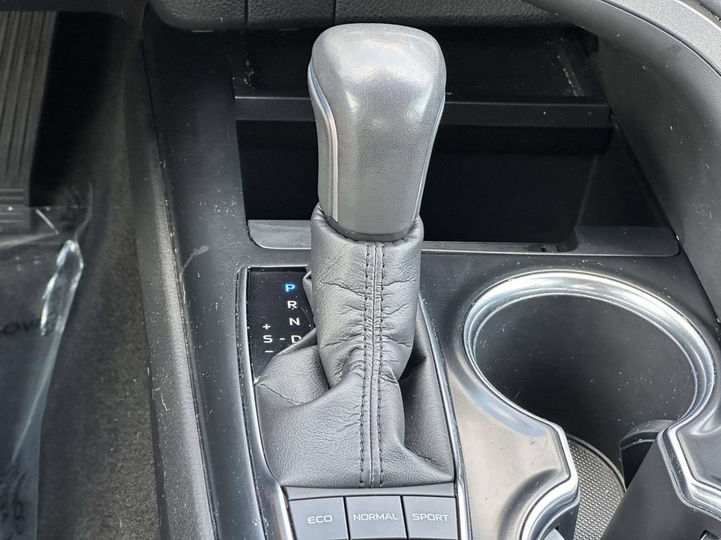 Used 2018 Toyota Camry XLE FWD image 20
