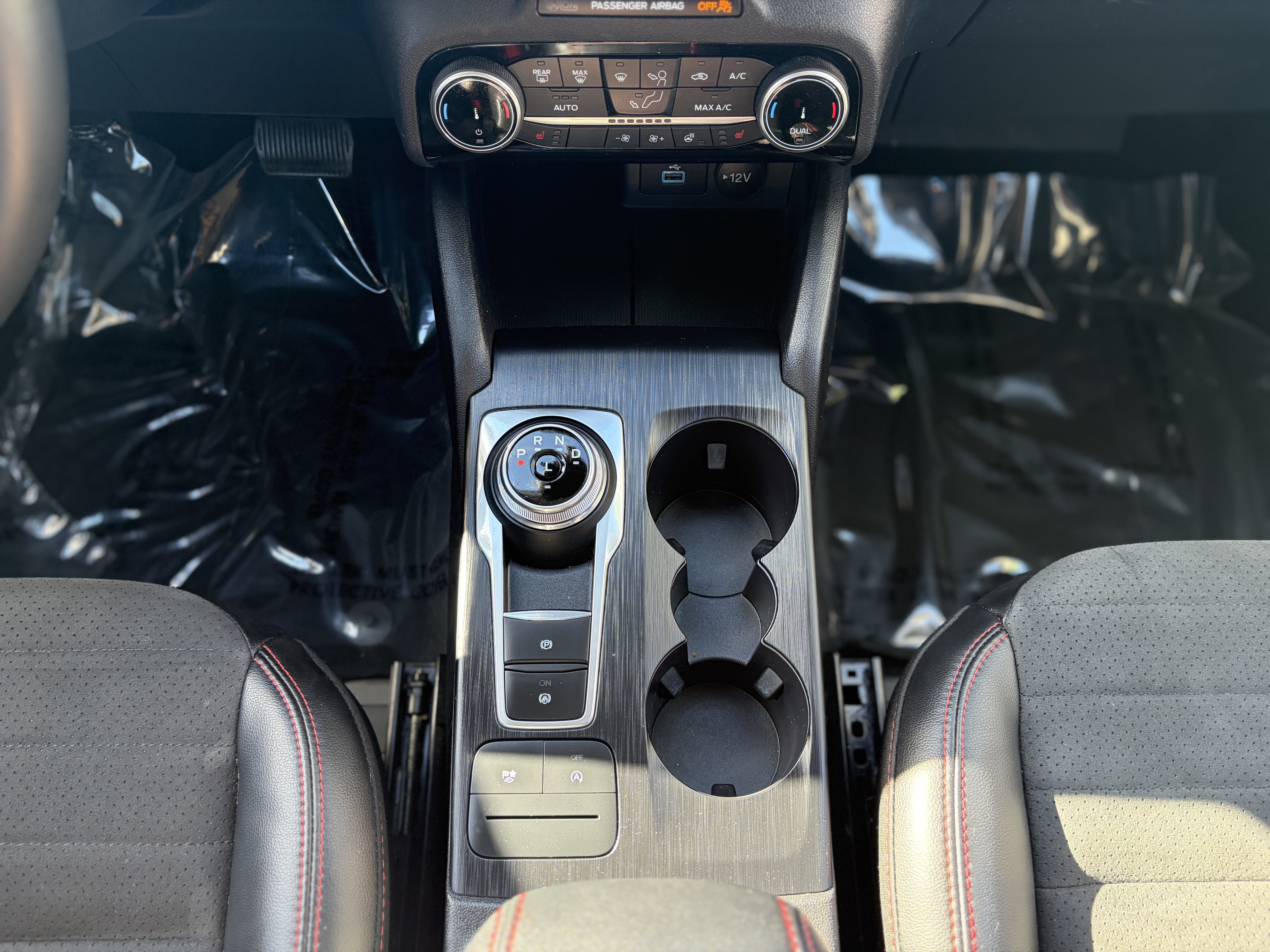 Certified 2022 Ford Escape SEL AWD/4WD image 17