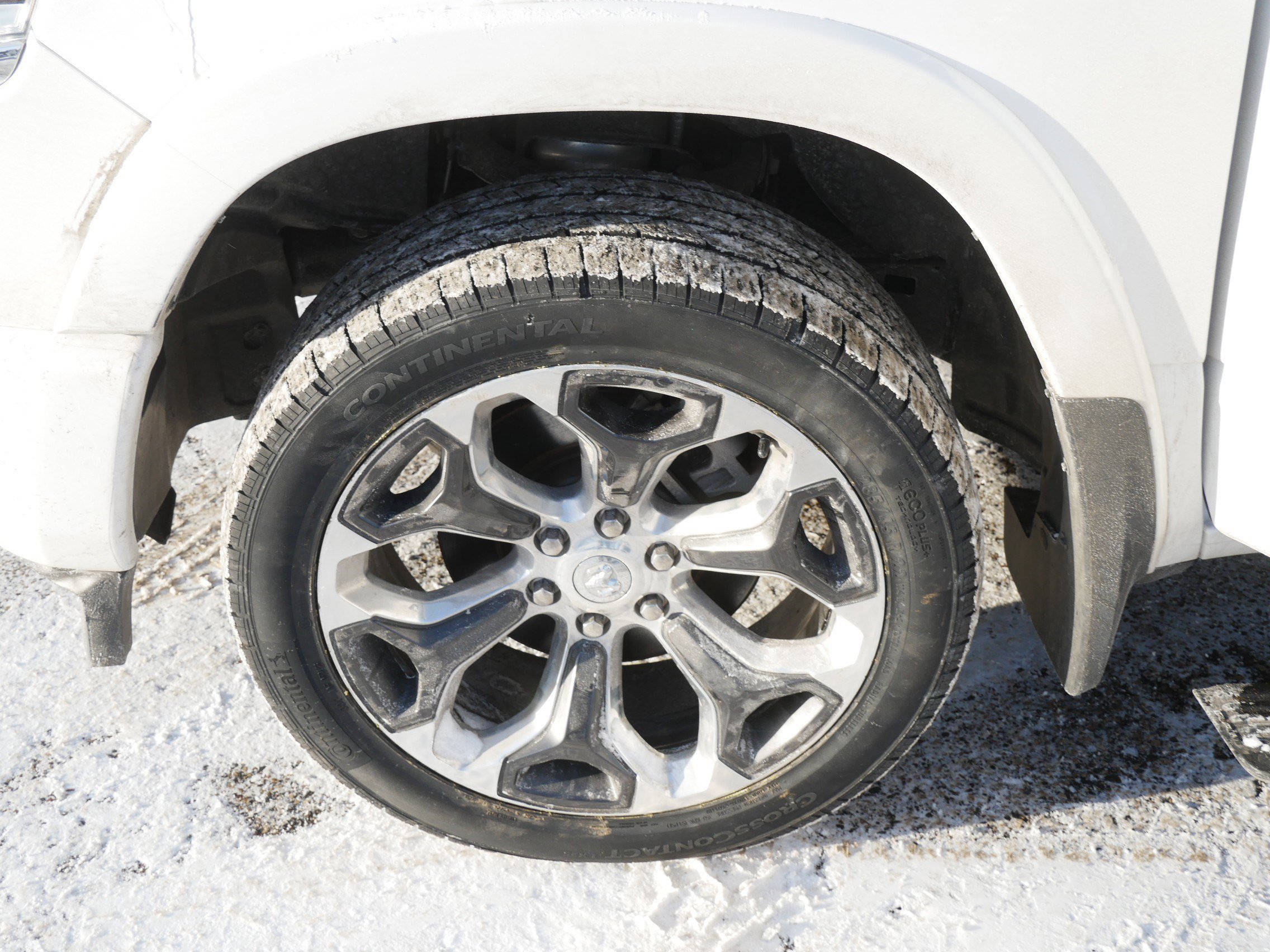 Used 2020 RAM 1500 Limited image 15