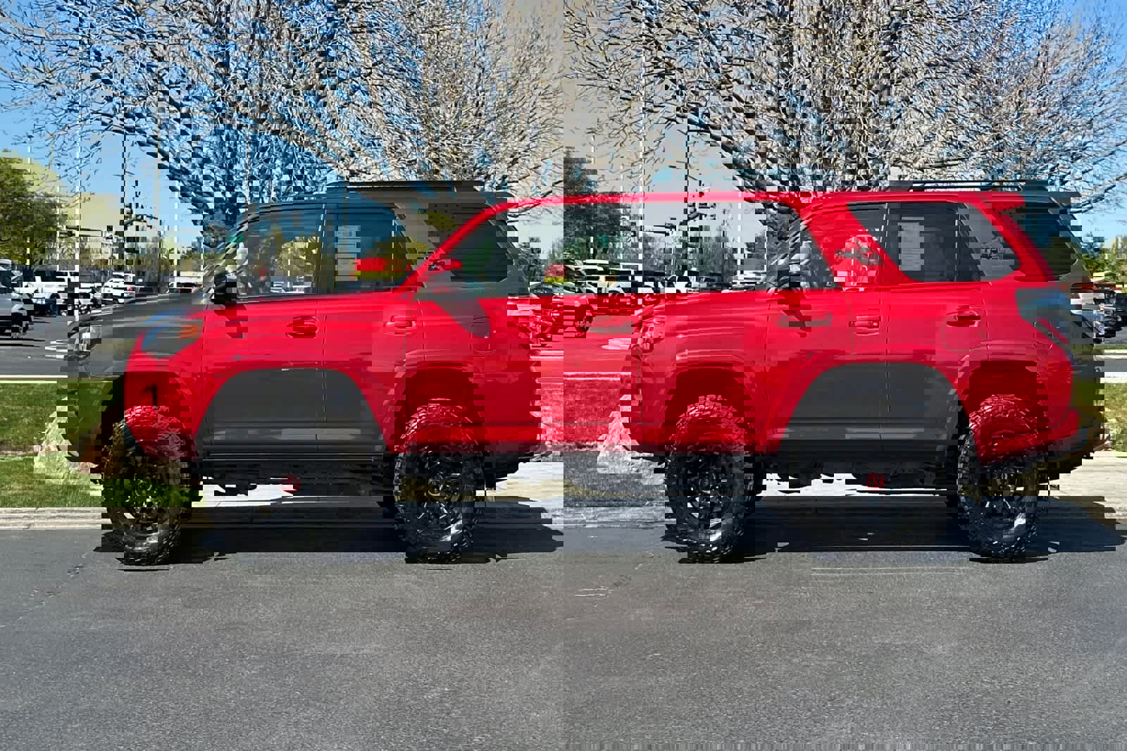 Used 2022 Toyota 4Runner TRD Off-Road Premium w/ TRD Black Wheel Package (TMS) image 2