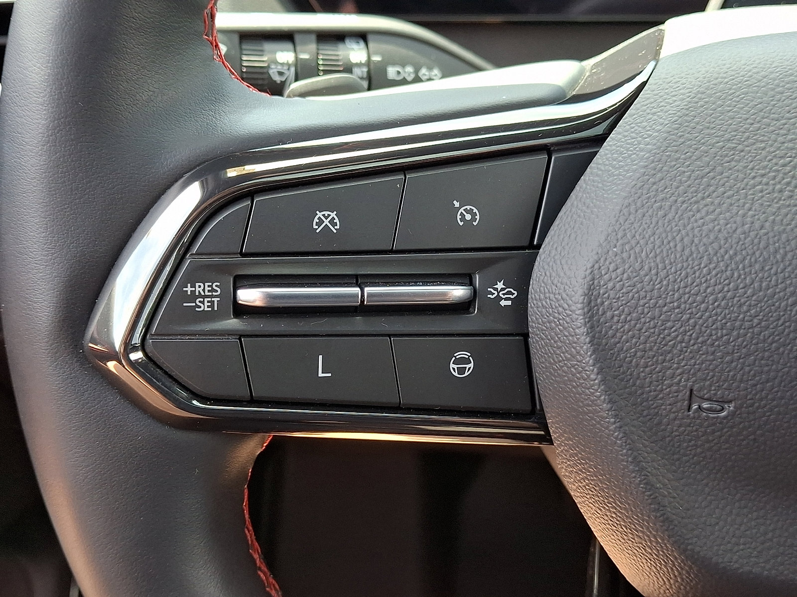 Used 2024 Chevrolet Traverse RS AWD/4WD image 29