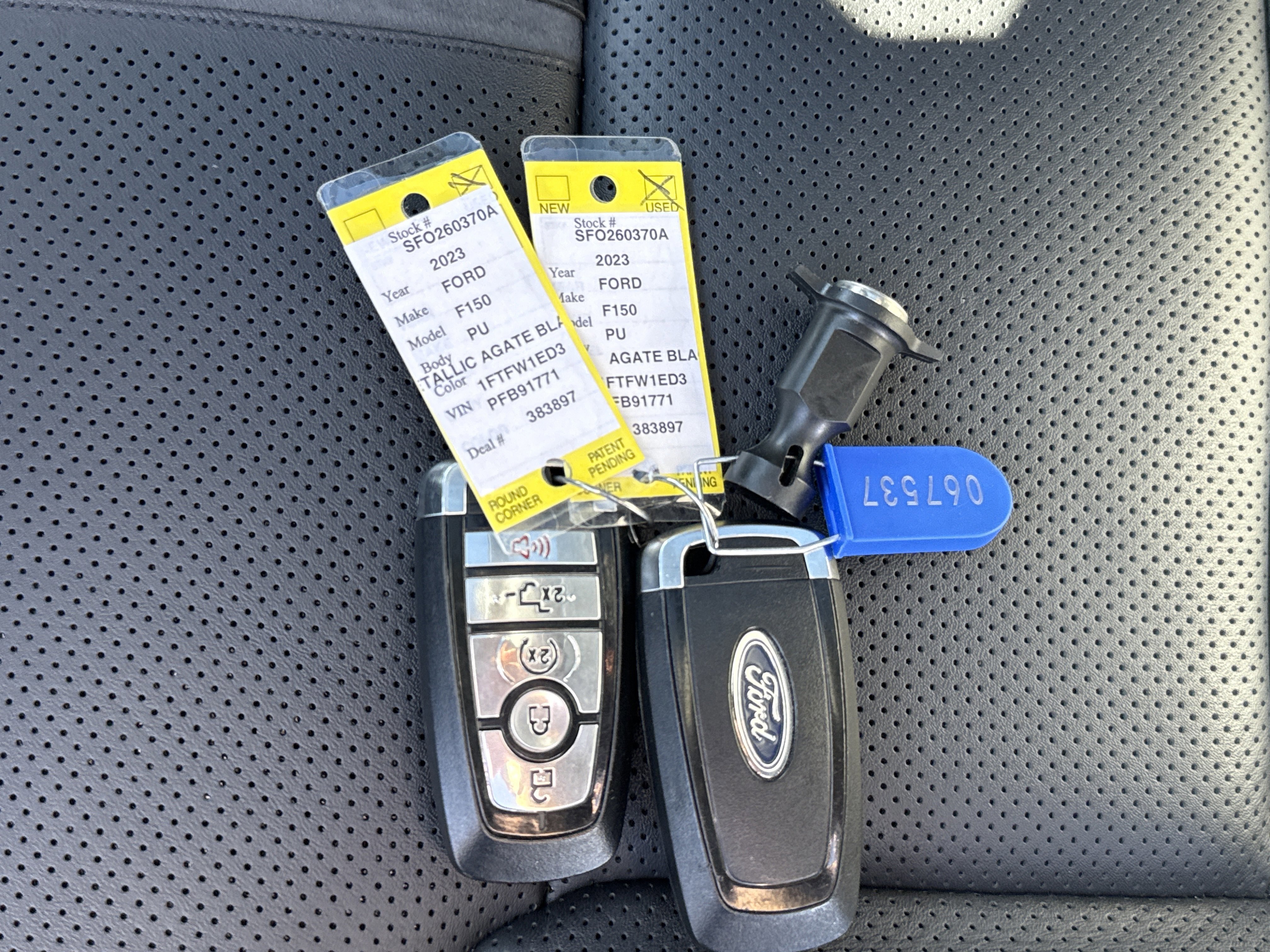 Certified 2023 Ford F150 Platinum w/ Equipment Group 701A High image 28