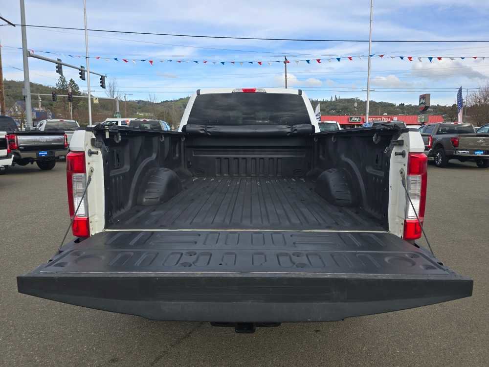 Certified 2017 Ford F350 XLT w/ XLT Value Package image 20