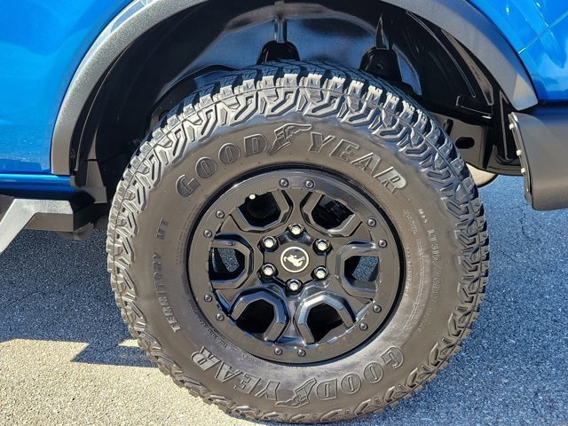 Certified 2022 Ford Bronco Wildtrak image 9