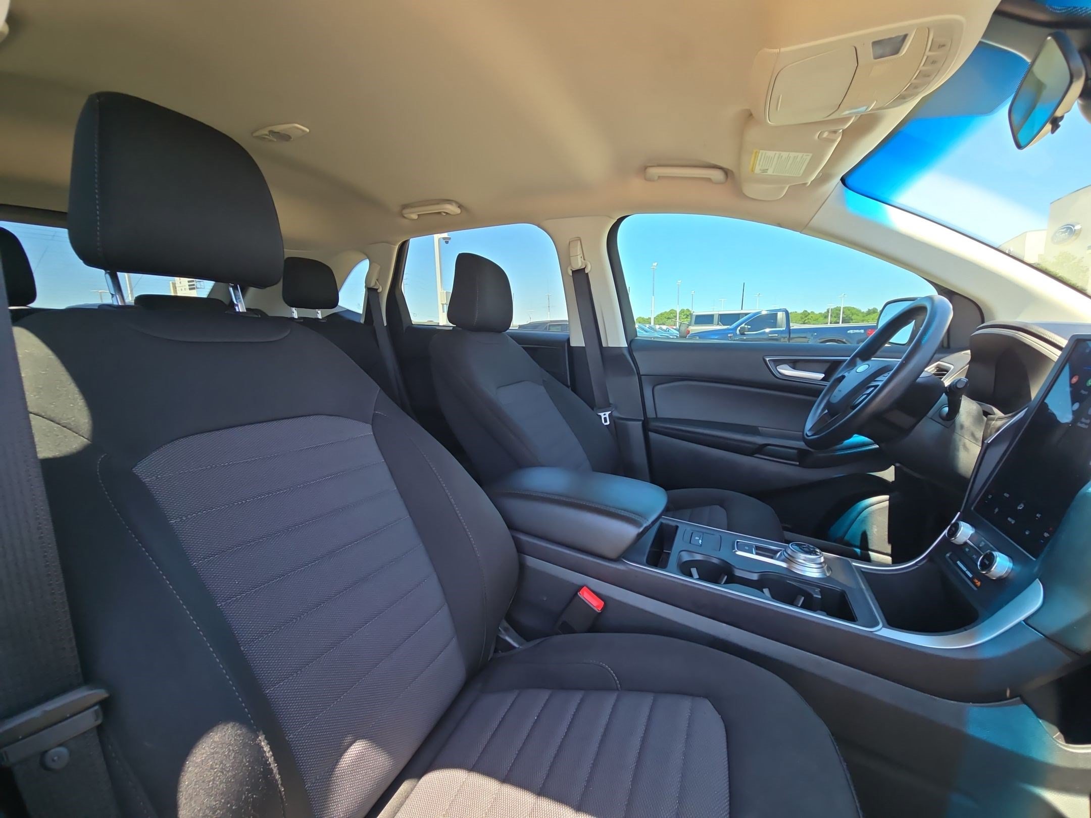 Certified 2024 Ford Edge SE w/ Black Appearance Package AWD/4WD image 59