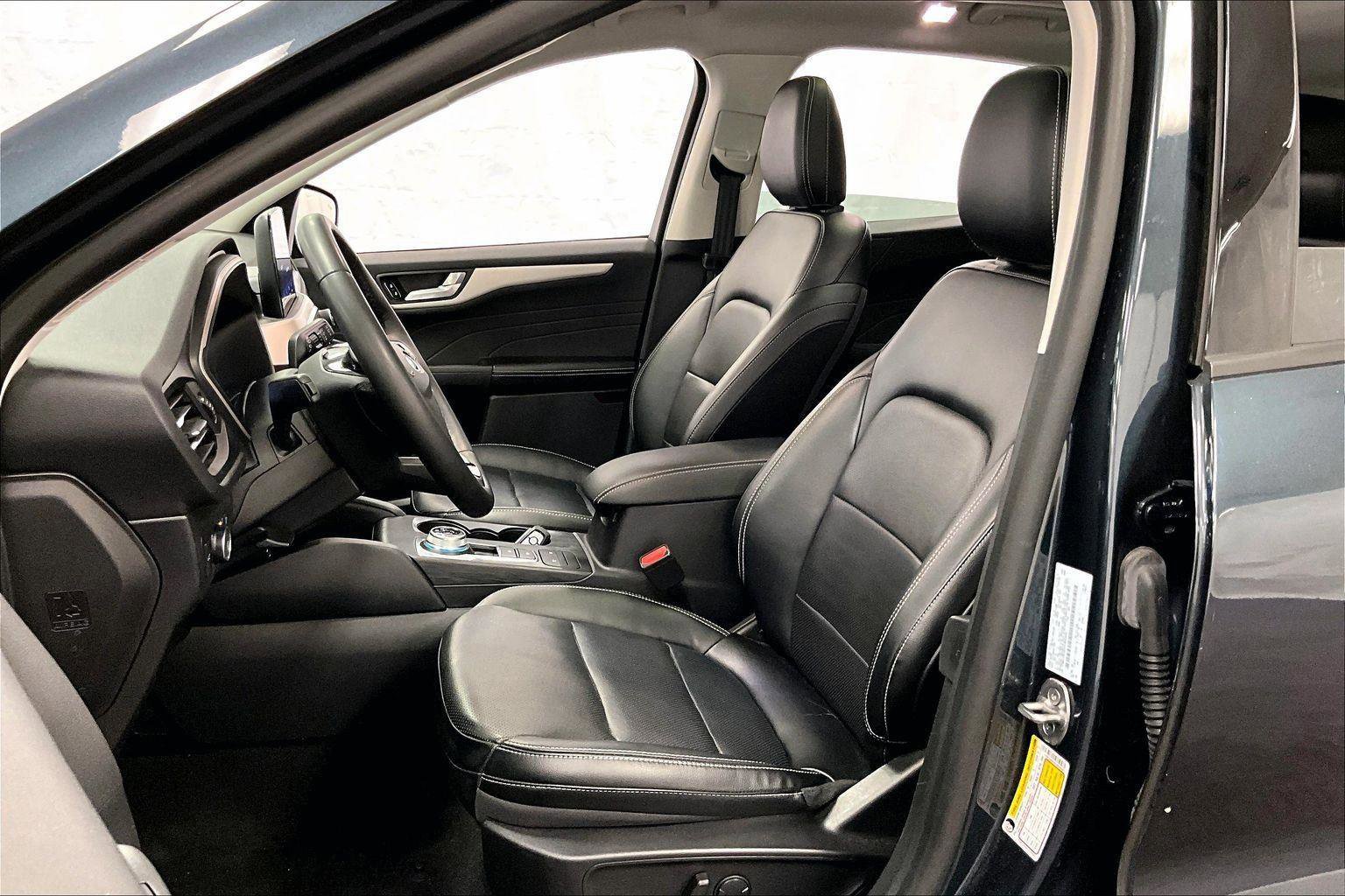 Certified 2022 Ford Escape SEL image 24