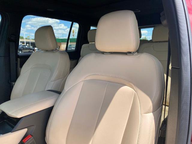 Used 2024 Jeep Grand Cherokee L Limited AWD/4WD image 9