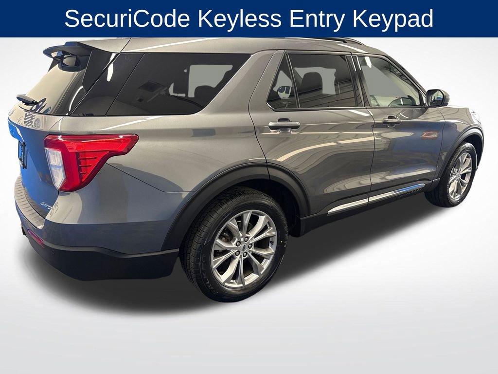 Certified 2023 Ford Explorer XLT w/ Equipment Group 202A AWD/4WD image 5
