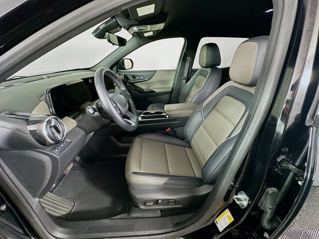 Used 2025 Chevrolet Equinox LT w/ Convenience Package II AWD/4WD image 29