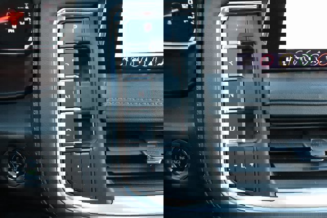 Used 2021 Chevrolet Suburban High Country image 33