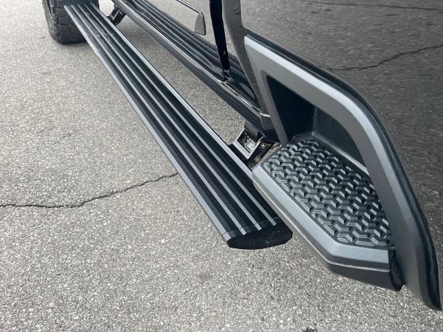 Used 2024 Chevrolet Silverado 2500 High Country w/ High Country Premium Package image 20