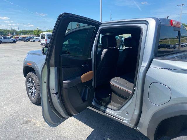 Used 2024 GMC Canyon AT4 w/ AT4 Premium Package AWD/4WD image 27