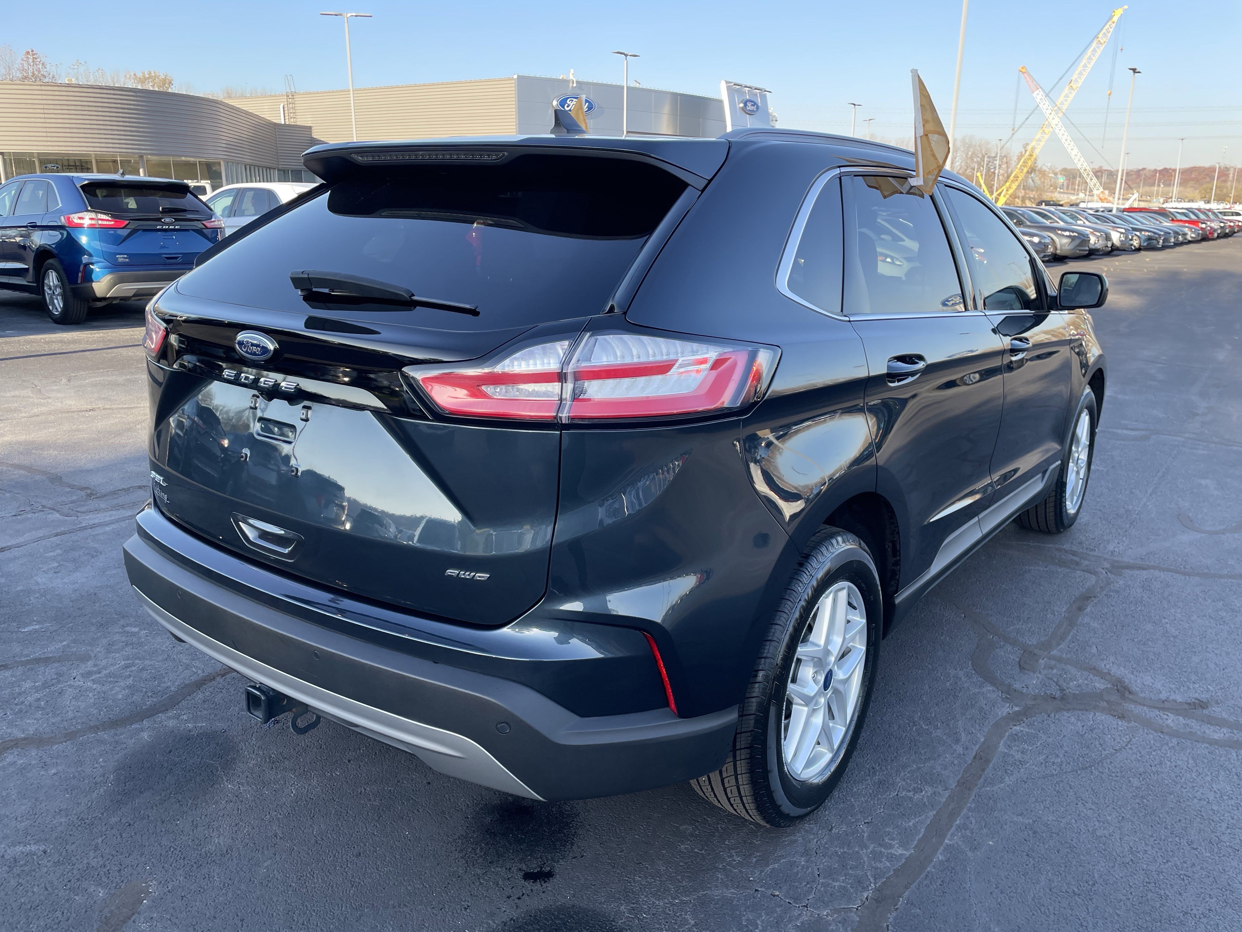 Certified 2022 Ford Edge SEL w/ Convenience Package image 9