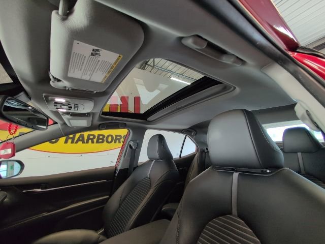 Used 2024 Toyota Camry SE AWD/4WD image 29