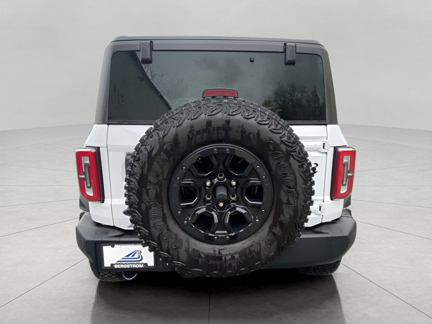 Certified 2022 Ford Bronco Wildtrak AWD/4WD image 7