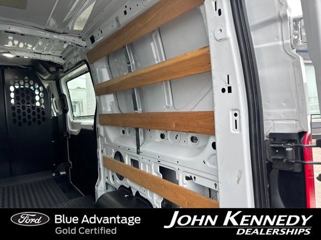 Certified 2025 Ford Transit 250 Low Roof w/ Exterior Upgrade Package RWD image 32