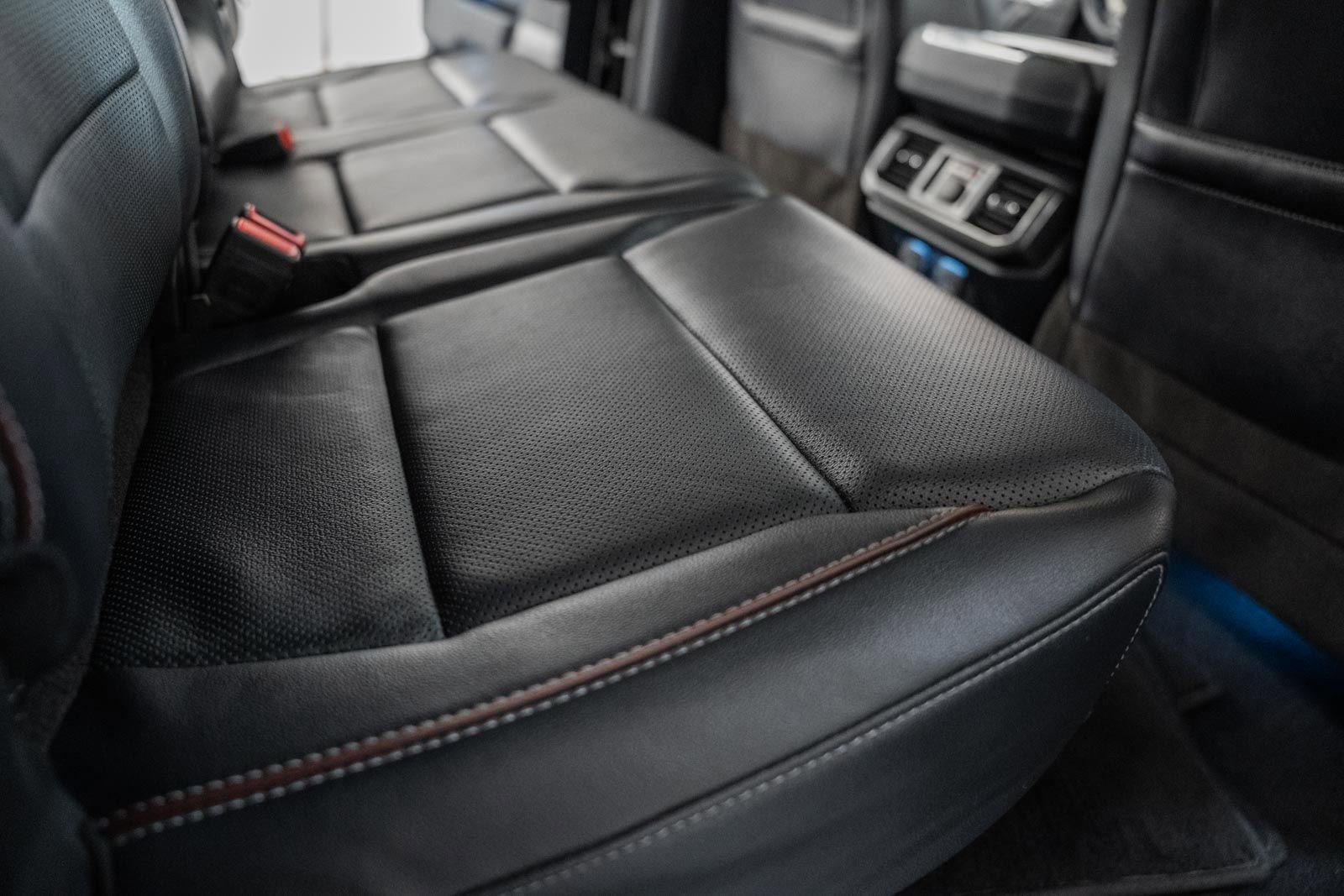 Certified 2023 Ford F150 Lariat w/ Equipment Group 502A High image 41