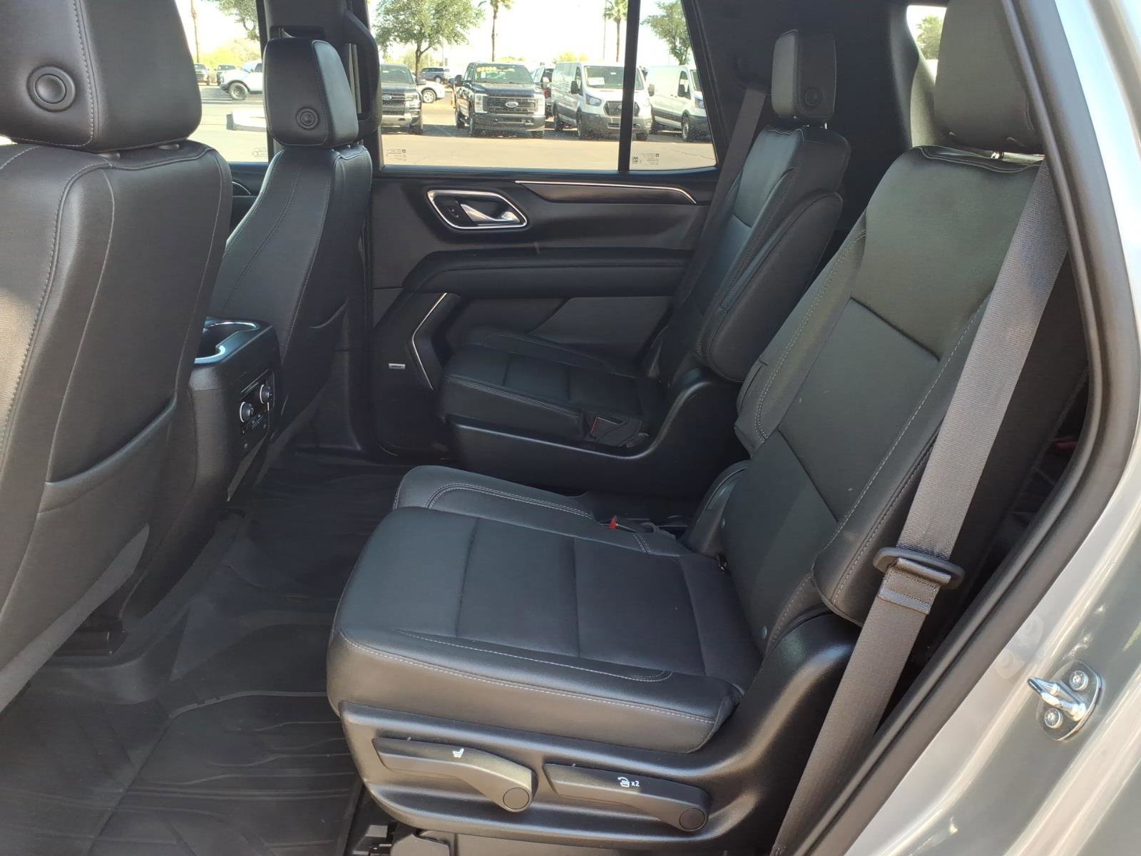 Used 2023 Chevrolet Tahoe Z71 w/ Luxury Package image 14
